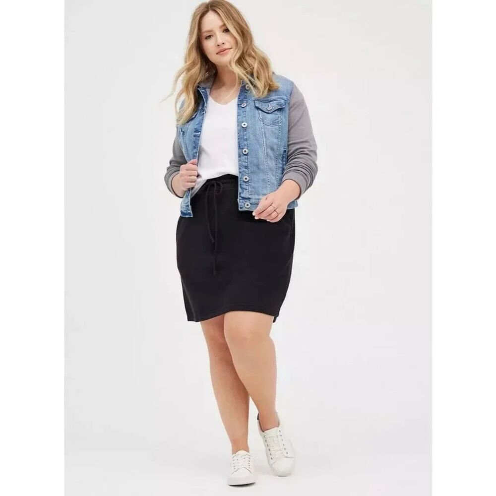 Torrid NWT Black Fleece A-Line Mini Skirt Plus Size 22/24 Torrid size 3 Comfy